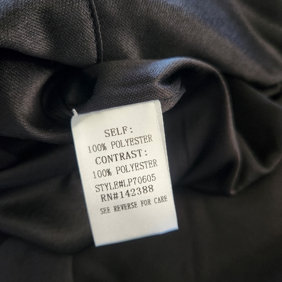 Romper - NWT dressy black short sleeve open back & zipper peplum shorts - Picture 15 of 17